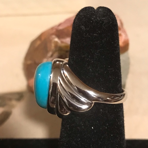 Sterling and turquoise ring - Picture 2 of 3